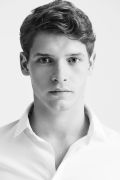 Billy Howle (small)
