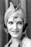 Gertrude Lawrence (small)
