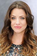 Julie Gonzalo (small)