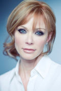 Lauren Holly (small)