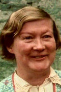 Lorraine Peters (small)