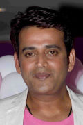 Ravi Kishan (small)
