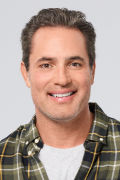 Victor Webster (small)