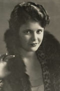 Viola Richard (small)