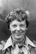 Amelia Earhart (small)