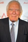Angus Scrimm (small)