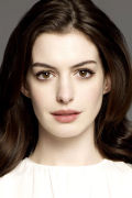 Anne Hathaway (small)
