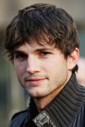 Ashton Kutcher (small)