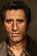Cliff Curtis (small)