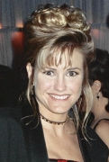 Cynthia Geary (small)