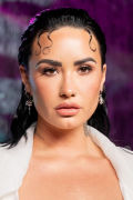 Demi Lovato (small)