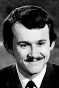 Dick Smothers (small)