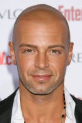 Joey Lawrence (small)