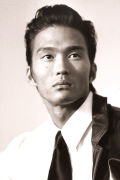 Karl Yune (small)
