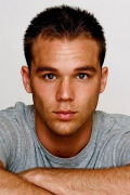 Lincoln Lewis (small)