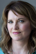 Lucy Lawless (small)