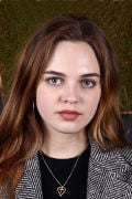 Odessa Young (small)