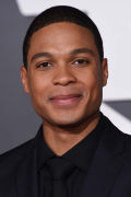 Ray Fisher (small)