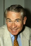Stanley Baxter (small)