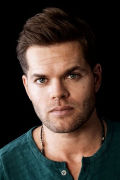 Wes Chatham (small)