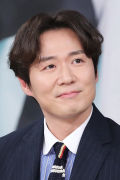 Yeon Jeong-hun (small)