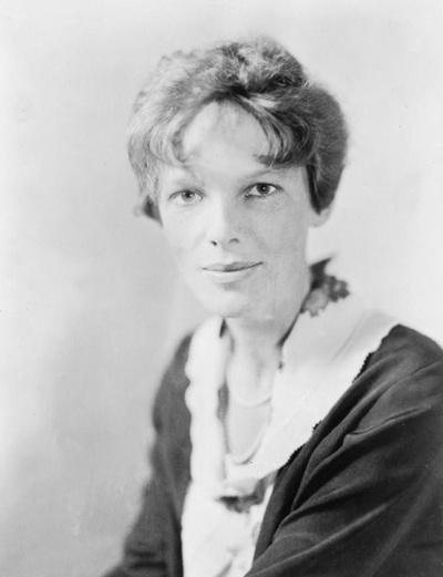 Amelia Earhart, Aviator