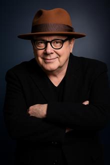 Small: Darrell Hammond