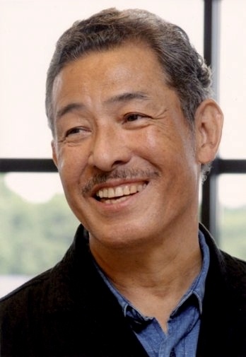 Issey Miyake, Designer