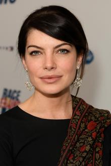 Small: Lara Flynn Boyle