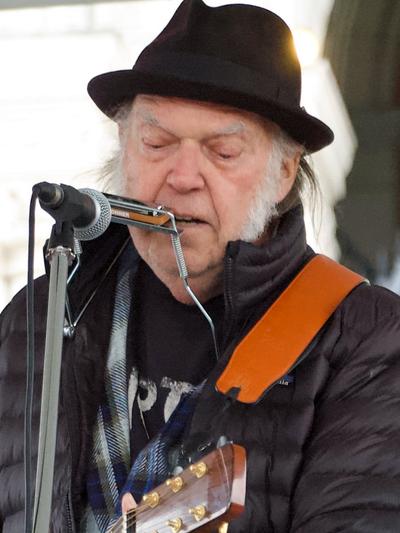 Neil Young, Musician