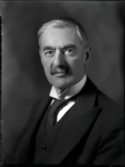 Neville Chamberlain, Politician