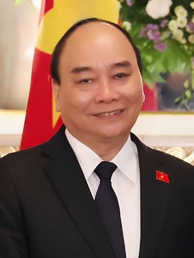 Nguyen Xuan Phuc, Politician