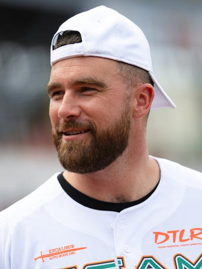 Travis Kelce, Athlete