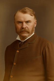 Small: William Gilbert