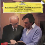 Piano Concertos No. 9 & 21 (English Chamber Orchestra feat. piano and conductor: Murray Perahia) (small)